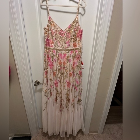 Mac Duggal V NECK FLORAL EMBELLISHED SPAGHETTI STRAP GOWN Dress - Picture 3 of 7